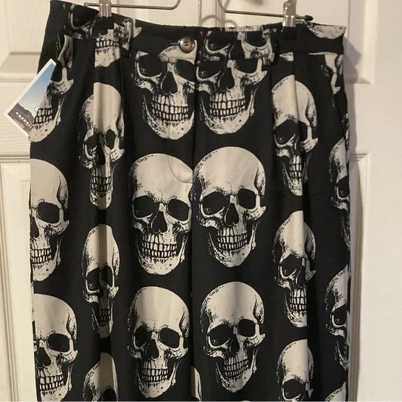 Dressed in Lala Never Taking These Off Pants Skulls in XL - Picture 3 of 7